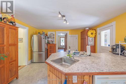 1245 Glen Ross Road, Quinte West (Frankford Ward), ON - Indoor Photo Showing Kitchen