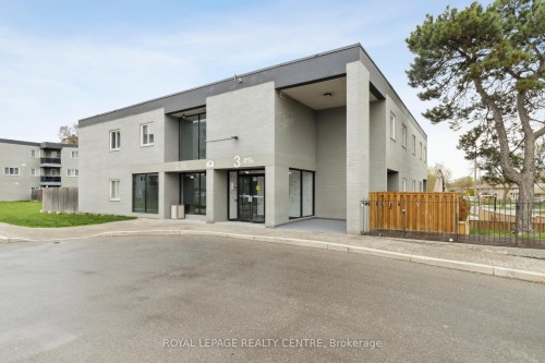 214-2001 Bonnymede Drive  Mississauga, ON L5J 4H8