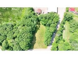 - Worden RD  Kars, NB E5T 3K3