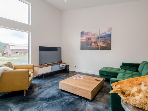 6415 Walker Rd, Port Alberni, BC 