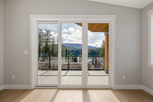 9394 Lakefront Rise, Lake Cowichan, BC 