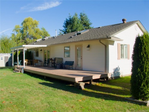 6637 Walker Frontage Rd, Fanny Bay, BC 