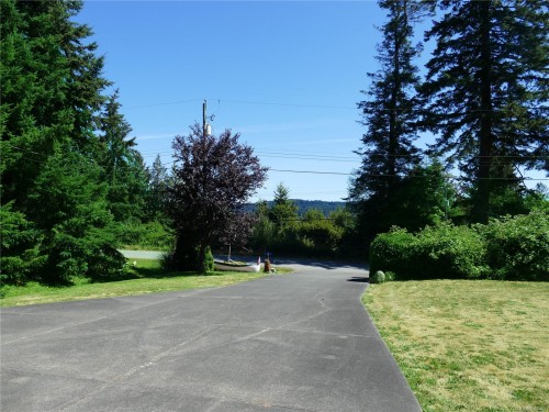 6637 Walker Frontage Rd, Fanny Bay, BC 