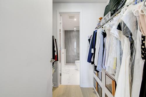 Walk-in closet - 715-605 Rue De L'Escale, Brossard, QC - Indoor With Storage