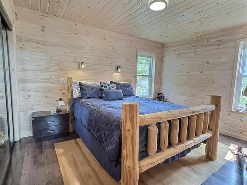 Chambre à coucher - 2225 Ch. De Grassy Narrow, Moffet, QC - Indoor Photo Showing Bedroom