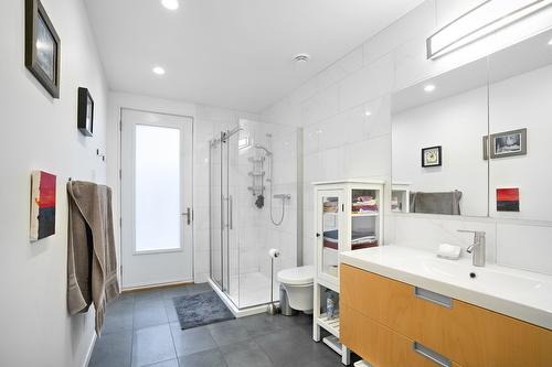 Salle de bains - 5283  - 5287 Rue Berri, Montréal (Le Plateau-Mont-Royal), QC 