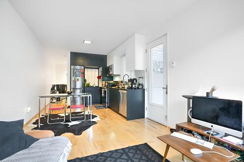 Cuisine - 5283  - 5287 Rue Berri, Montréal (Le Plateau-Mont-Royal), QC 