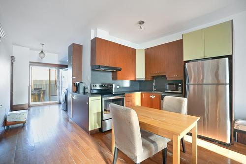 Cuisine - 5283  - 5287 Rue Berri, Montréal (Le Plateau-Mont-Royal), QC 