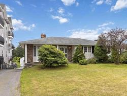 87 Cow Bay Road  Eastern Passage, NS B3G 1A3