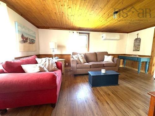 17 Locke Street, Lockeport, NS 