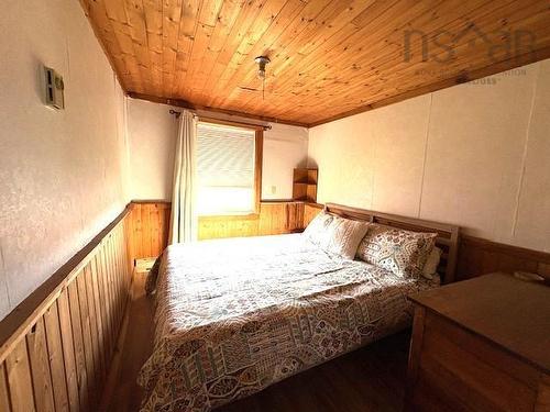 17 Locke Street, Lockeport, NS 