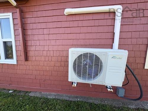 17 Locke Street, Lockeport, NS 