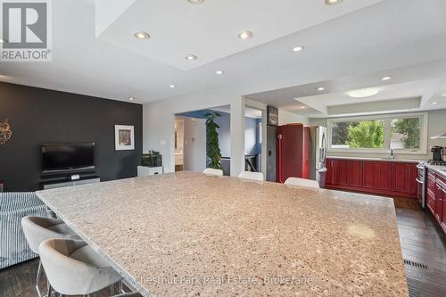 16 Davies Crescent, Barrie (Grove East), ON - Indoor