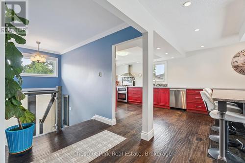 16 Davies Crescent, Barrie (Grove East), ON - Indoor