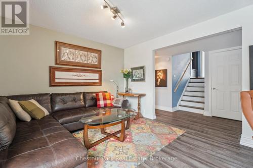 16 Davies Crescent, Barrie (Grove East), ON - Indoor Photo Showing Living Room