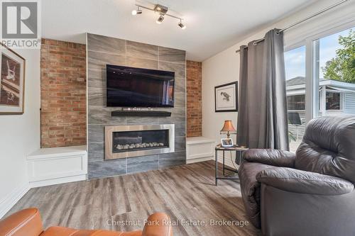 16 Davies Crescent, Barrie (Grove East), ON - Indoor Photo Showing Living Room With Fireplace
