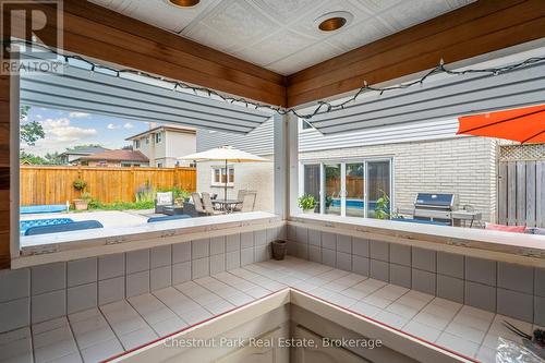 16 Davies Crescent, Barrie (Grove East), ON - 