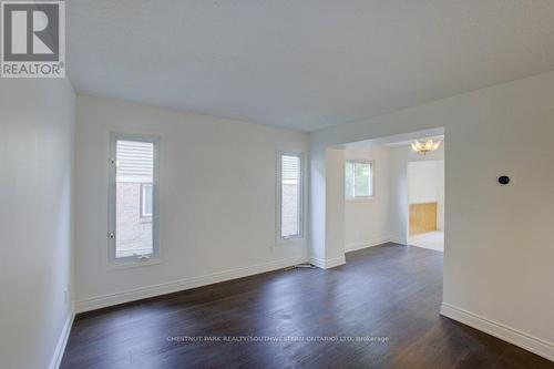 36 Fox Run, Barrie, ON - Indoor Photo Showing Other Room