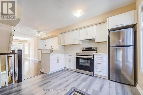 23 - 3895 Doug Leavens Boulevard, Mississauga, ON - Indoor Photo Showing Kitchen