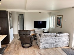 Salon - 