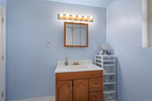 2120 Huddington Rd, Nanaimo, BC 