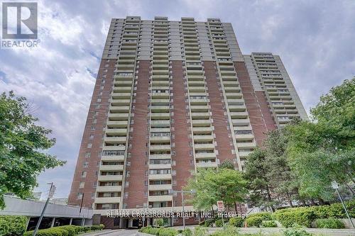 1109 - 1 MASSEY SQUARE  Toronto, ON M4C 5L4