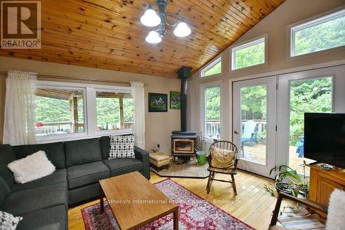 447085 Tenth Concession, Grey Highlands, ON - Indoor Photo Showing Living Room With Fireplace
