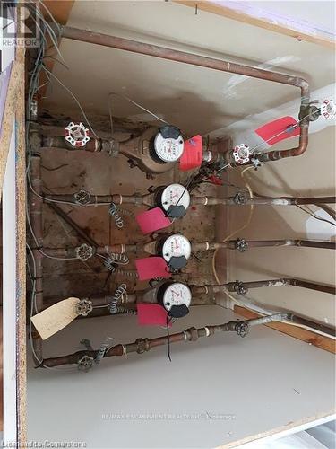 4 electric meters - 120 Parkdale Avenue N, Hamilton, ON - 