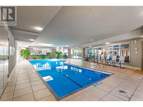 900 Lorne Street Unit# 5, Kamloops, BC - Indoor Photo Showing Other Room With In Ground Pool