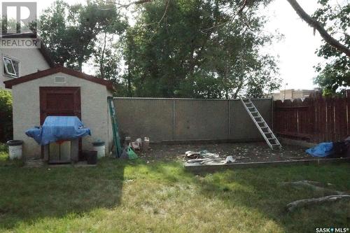 986 Garry Street N, Regina, SK - Outdoor