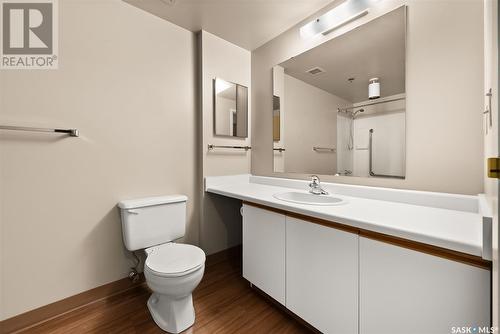 408 3225 13Th Avenue, Regina, SK - Indoor Photo Showing Bathroom