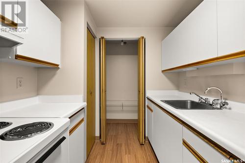 408 3225 13Th Avenue, Regina, SK - Indoor Photo Showing Kitchen