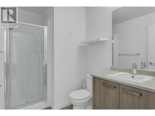 935 Academy Way Unit# 123, Kelowna, BC - Indoor Photo Showing Bathroom