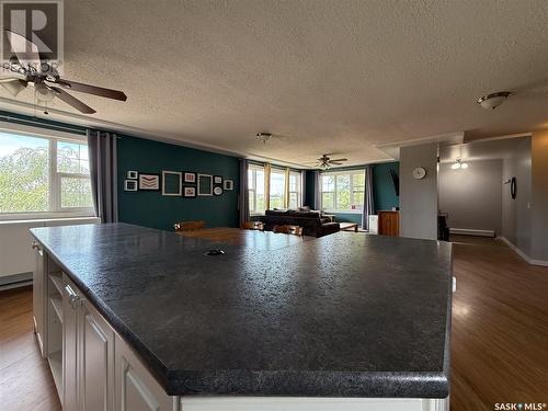 223 2Nd Avenue E, Frontier, SK - Indoor Photo Showing Other Room