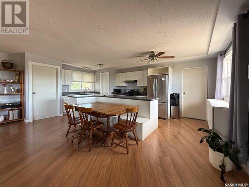 223 2Nd Avenue E, Frontier, SK - Indoor Photo Showing Dining Room