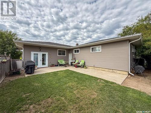 223 2Nd Avenue E, Frontier, SK - Outdoor With Exterior