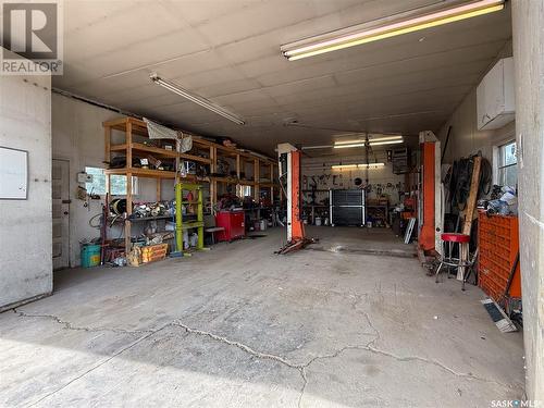 223 2Nd Avenue E, Frontier, SK - Indoor Photo Showing Garage