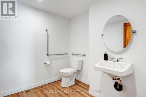 739 Principale Street, Casselman, ON - Indoor Photo Showing Bathroom