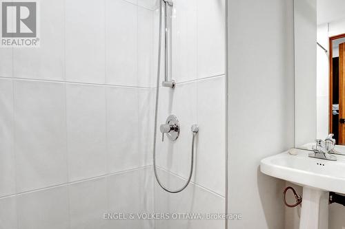 739 Principale Street, Casselman, ON - Indoor Photo Showing Bathroom