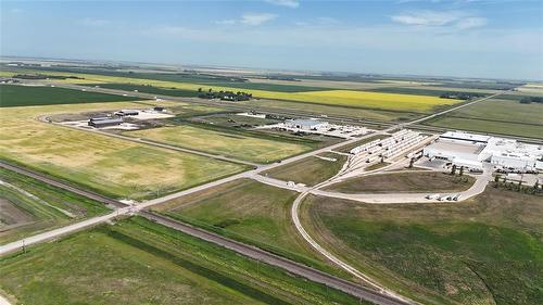 9 Poplar Bluff Road, Portage La Prairie Rm, MB 