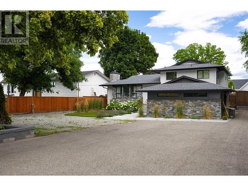 4265 Lakeshore Road, Kelowna, BC - Outdoor