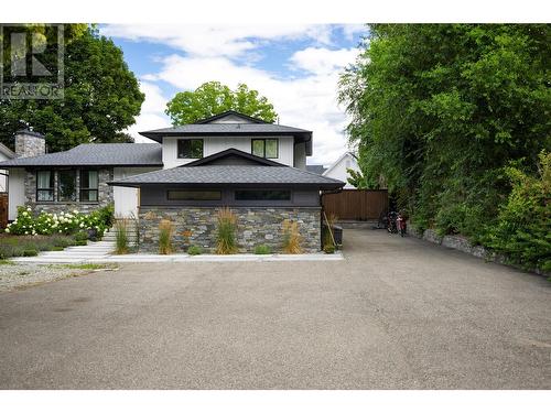 4265 Lakeshore Road, Kelowna, BC - Outdoor