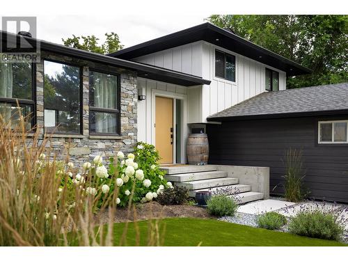 4265 Lakeshore Road, Kelowna, BC - Outdoor With Exterior