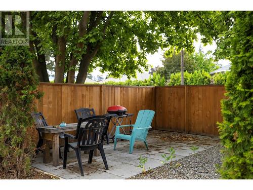 4265 Lakeshore Road, Kelowna, BC - Outdoor