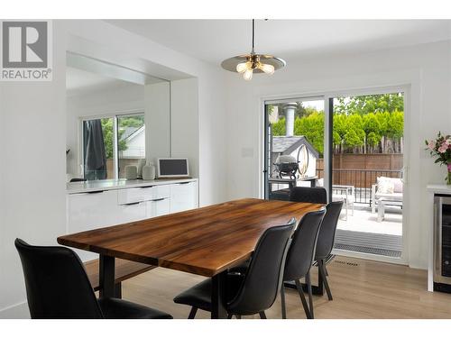 4265 Lakeshore Road, Kelowna, BC - Indoor Photo Showing Dining Room