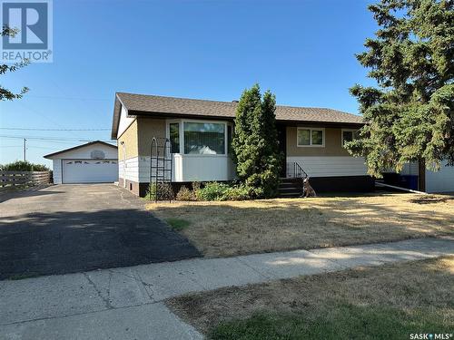 96 9th AVENUE SE  Weyburn, SK S4H 1Z7