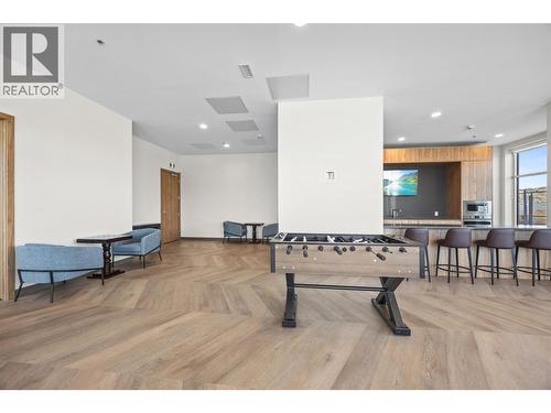 238 Leon Avenue Unit# 1808, Kelowna, BC - Indoor Photo Showing Other Room