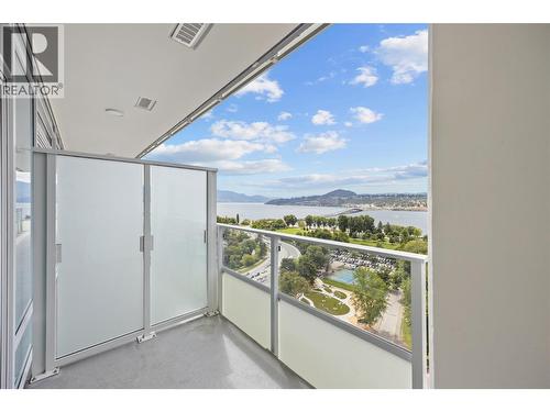 238 Leon Avenue Unit# 1808, Kelowna, BC - Outdoor With View With Exterior