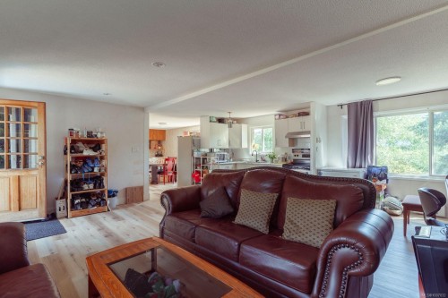 7405 Lantzville Rd, Lantzville, BC 