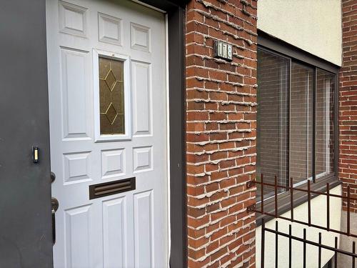Exterior entrance - 178 Boul. Thompson, Montréal (Saint-Laurent), QC - Outdoor With Exterior